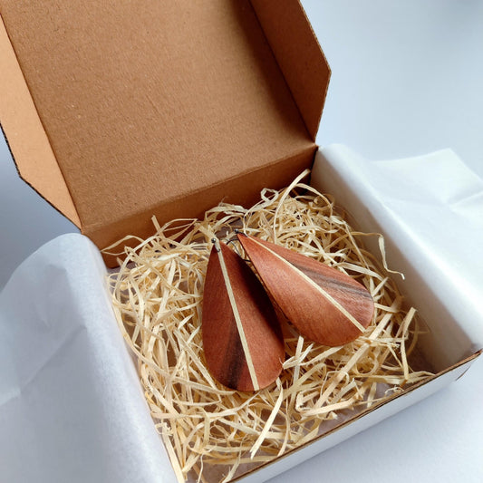Exotic wood teardrop earrings - Feather inspired design